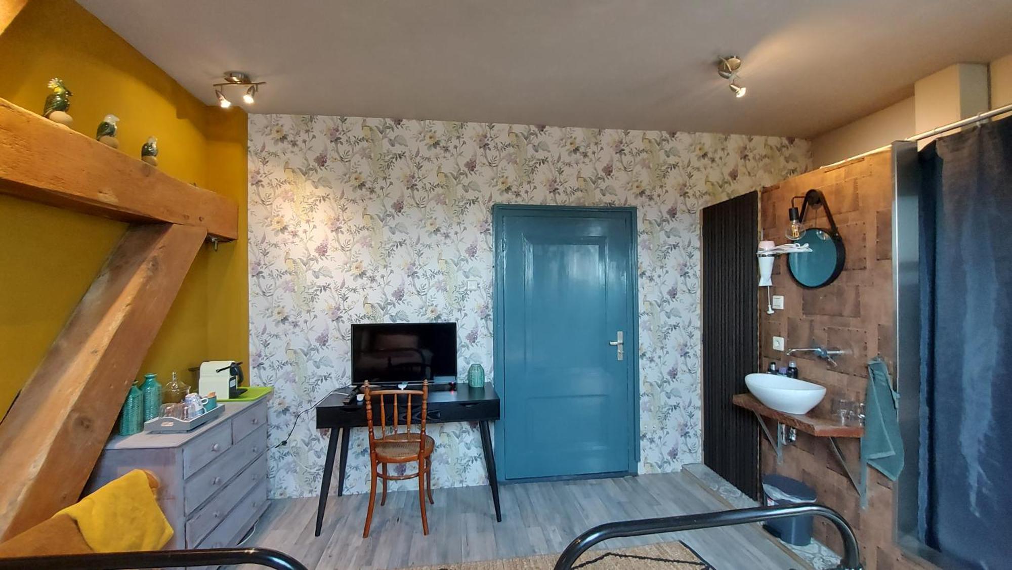 Theetuin Onder De Pannen Bed & Breakfast Lekkerkerk